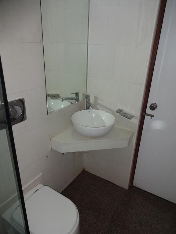 Continental Park Hotel Vijayawada Bilik gambar