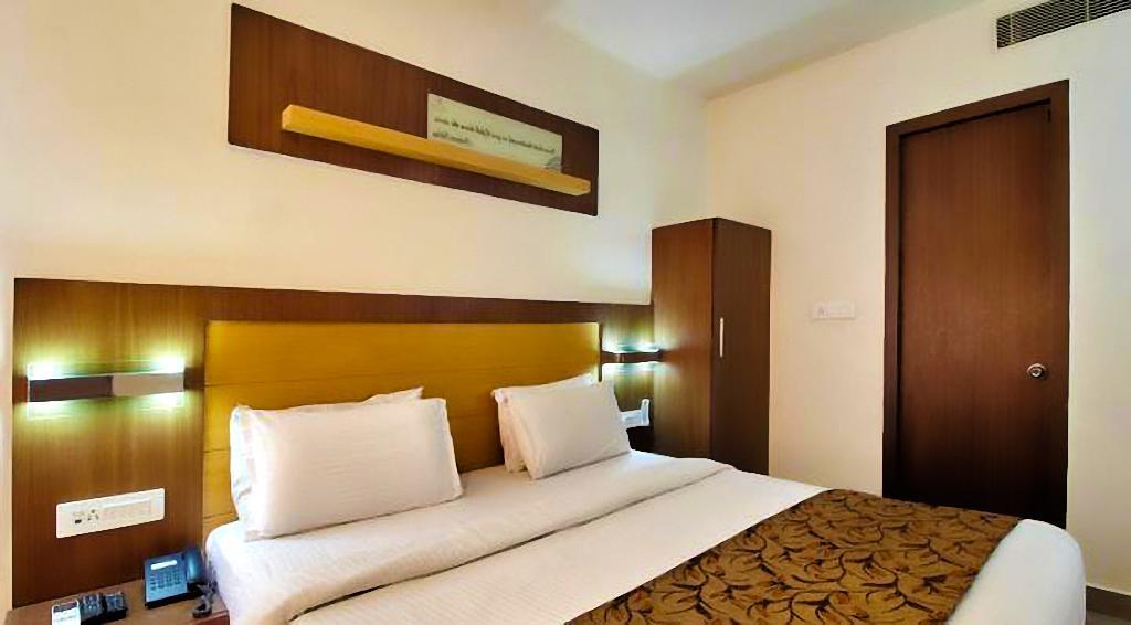 Continental Park Hotel Vijayawada Luaran gambar