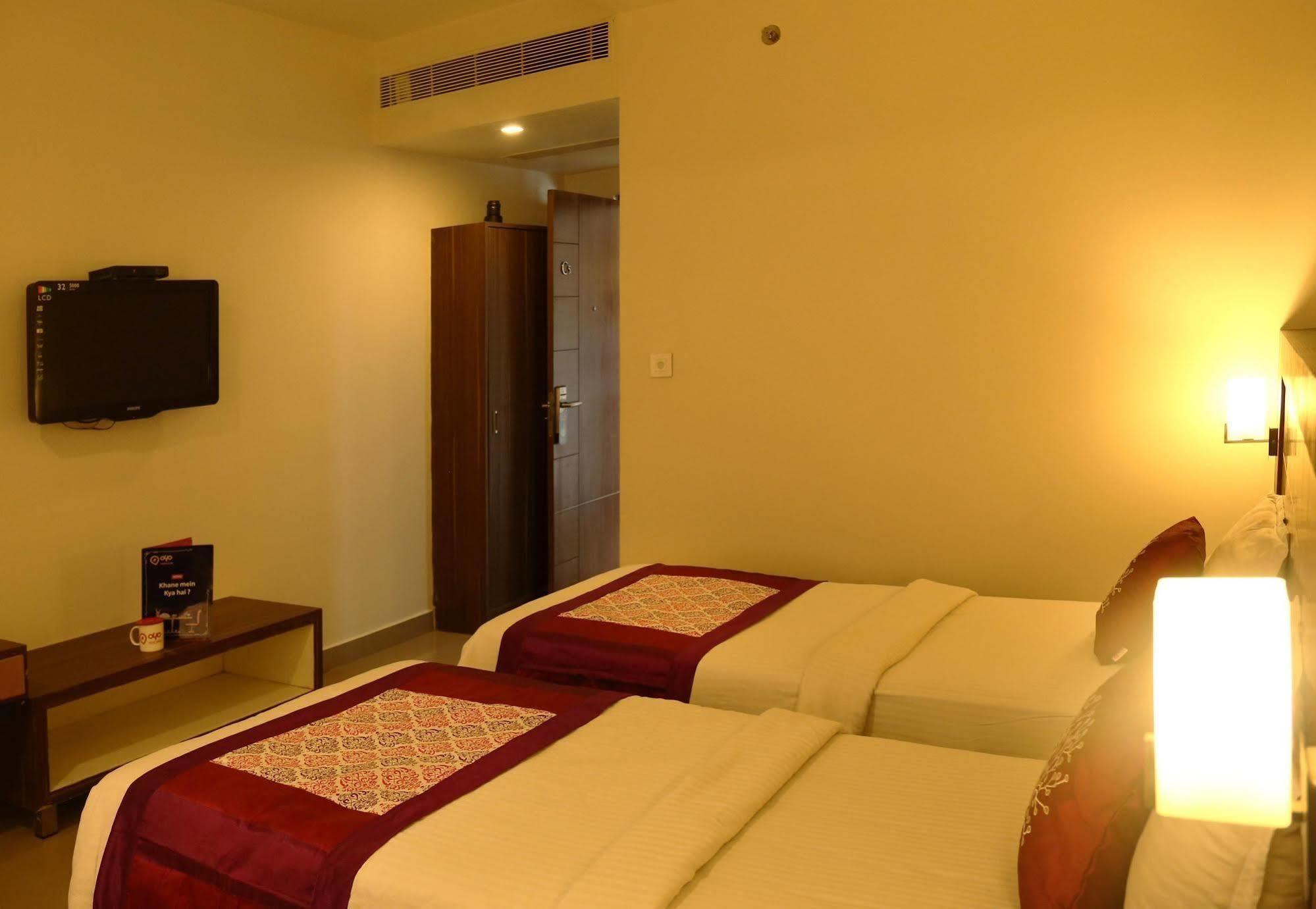 Continental Park Hotel Vijayawada Luaran gambar